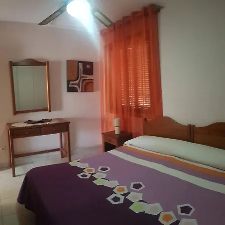 Compostela Family Garden Apartment